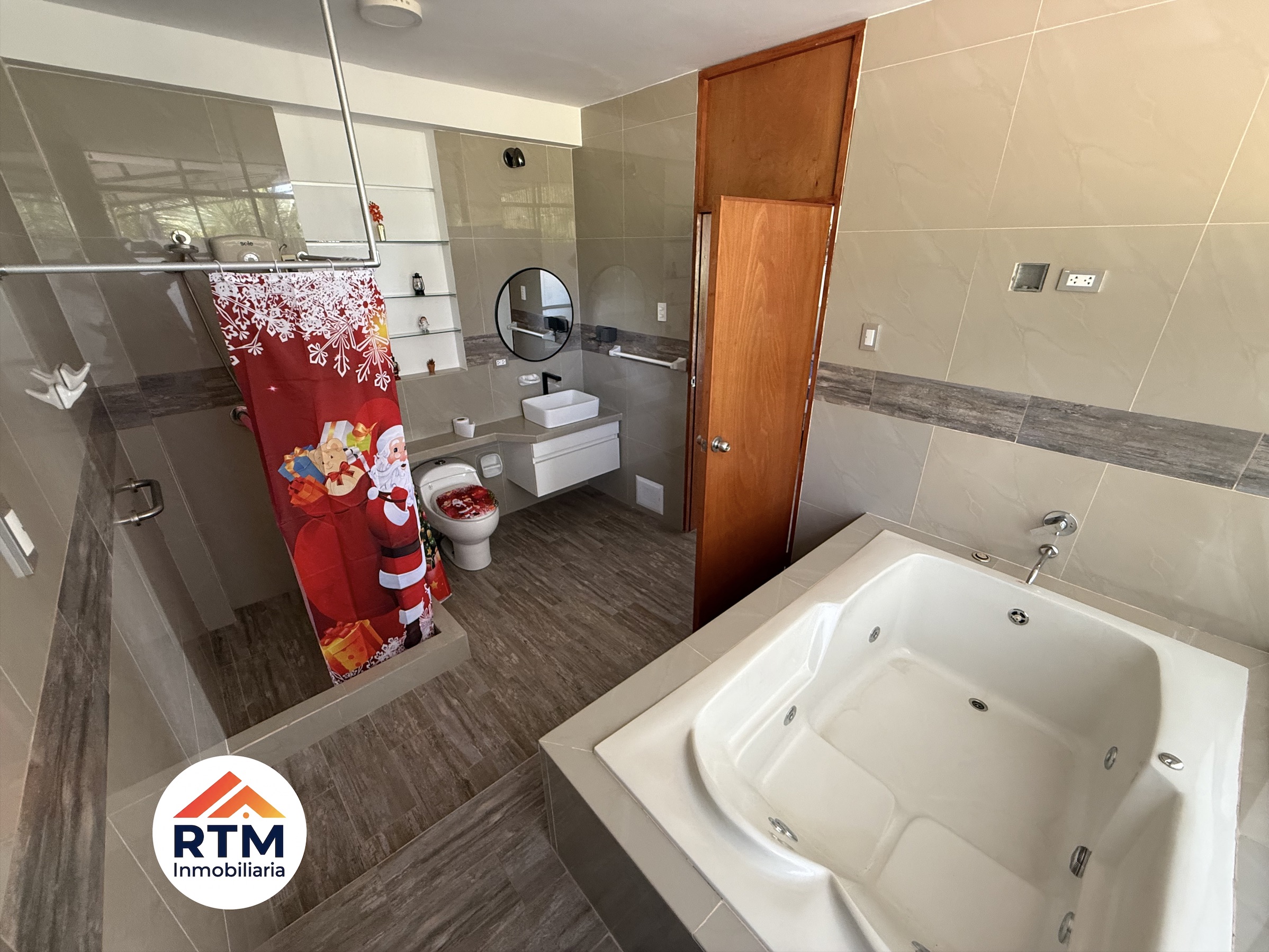 Tarapoto, San Martín Rumizapa, 4 Habitaciones Habitaciones, ,6 BathroomsBathrooms,Casa,En Venta,1089